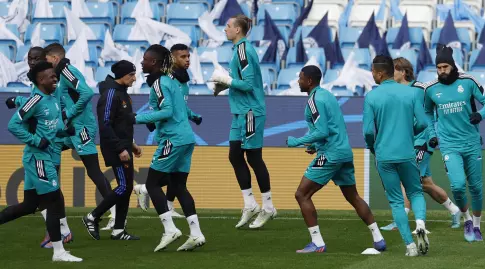 Real Madrid players at Etihad (Reuters)